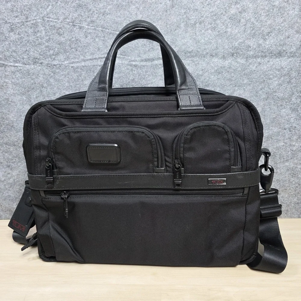 Tumi Black Alpha 2‎ FXT T-Pass Expandable Laptop Brief Bag 26145D2